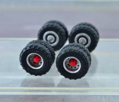 Camión remolque todo terreno todo terreno Herpa Michelin XL 11.00R20 1:87 Foto 1 de 4