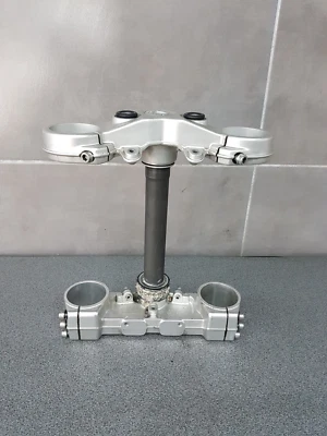 KIT PIASTRE FORCELLA DUCATI HYPERMOATARD 1100 evo 2011 - Immagine 1 di 4