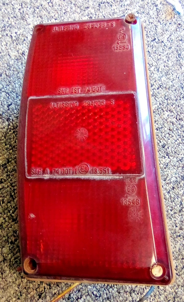 Fiat 131 S Wagon LEFT TAIL LIGHT Assembly Altissimo 255035-S LOC-202DG - Image 1 of 4