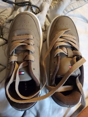 Tommy Hilfiger Niño Talla 13 Zapato de Encaje Foto 1 de 4