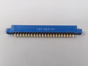 Amphenol 143-022-01 Card Edge Connector 22 Pin 0.156in Spacing - Picture 1 of 4