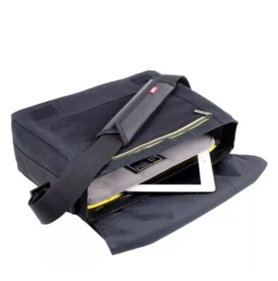 Tablet Golla G1452-Golla-Case Toledo 11", Chromebook, Bolsa para Laptop en Negro Foto 1 de 3