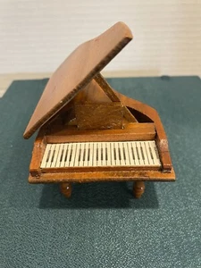 Vintage Collectible Miniature Wood Doll House Furniture Baby Grand Piano - Picture 1 of 10