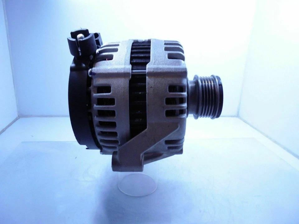  Alternatore Bosch per Volvo S60 II 80 II V60 XC60 V70 III XC60 XC70 II - Immagine 1 di 1