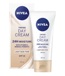 NIVEA Daily Essentials - TINTED 24hr Moisturising Day Cream - Light SPF15, 50ml  - Picture 1 of 4