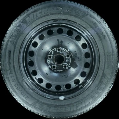 215/65 R17 Winterreifen Skoda Kodiaq NS 17 Zoll Stahlfelgen 4-5mm Komplettsatz - Bild 1 von 4