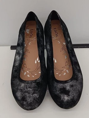 Zapatos planos de ballet para mujer Taos Rascal negros metálicos talla 7,5 Foto 1 de 4