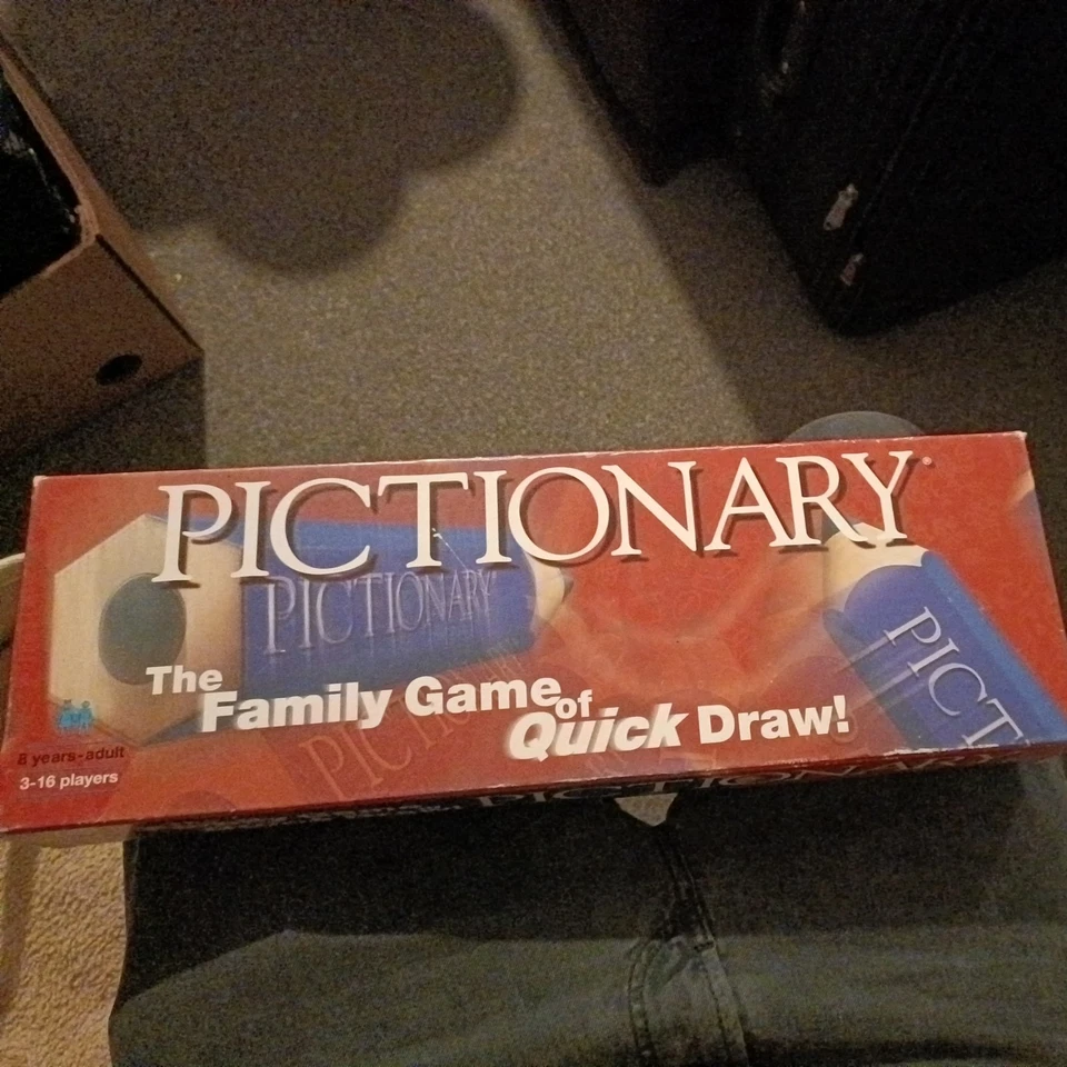 PICTIONARY - THE FAMILY GAME OF QUICK DRAW BY MB Games - Image 1 of 1