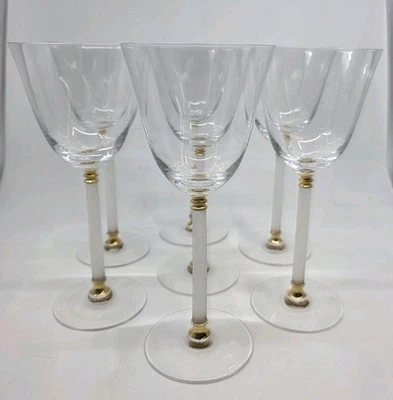 Juego de siete copas de agua Sasaki patrón de tucán esmerilado con acento dorado 8 5/8" de alto Foto 1 de 4