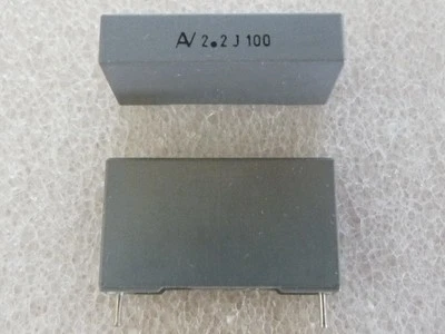 2 condensateurs polyester MKT 2,2uF 100V 5% Arcotronics