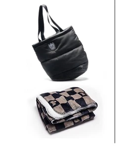 Victoria's Secret Pink Sherpa Throw Blanket Black Gray Checker 50x60 Plus Tote - Picture 1 of 1