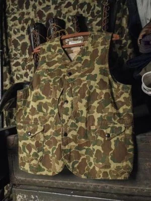 Frog Skin Camouflage Assault Vest Buckle Military Game Pocket Hunting Vest New - Image 1 of 4