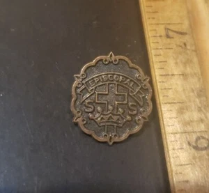 Episcopal Church Sunday School Pin - Little System Cross And Crown Lapel Pinback - Picture 1 of 2