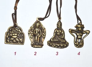 Venta al por mayor lote de 4 amuletos budistas vintage tibetanos Thokcha Thogchag, TC3 - Imagen 1 de 5