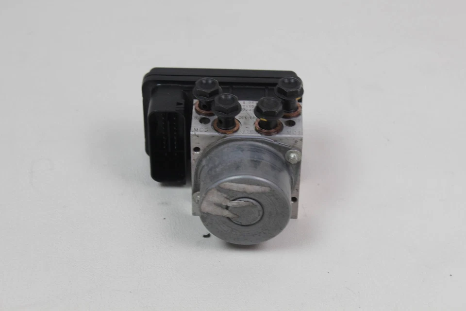 Ducati Scrambler Sixty2 400cc OEM ABS Brake Servo Controller Control Unit - Image 1 of 4