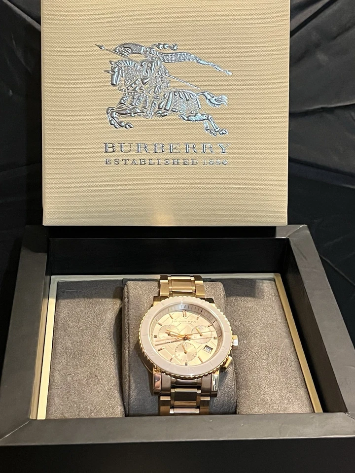 Reloj Burberry The City BU9703 oro rosa Foto 1 de 3