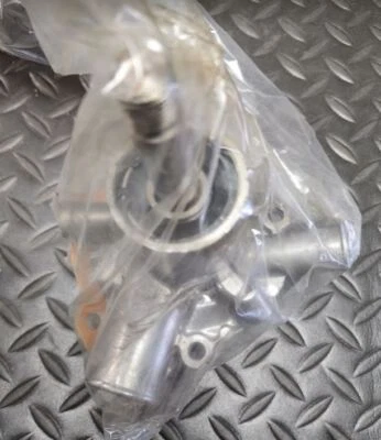 Engine Water Pump - QCP939 / 1202.68 - Fits Peugeot 204 ,304 ,305 - Image 1 of 4