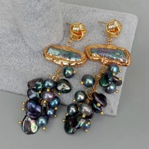Aretes colgantes de perlas Keshi negras cultivadas de agua dulce con perlas Biwa - Imagen 1 de 6