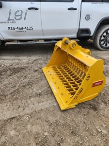 NEW Caterpillar 307 308 48" Skeleton Ditch Grading Bucket Excavator 50mm Pin CAT - Picture 1 of 10