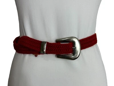 Винтажный плетеный красный холщовый женский ремень с маленькой средней серебристой пряжкой - Изображение 1 из 4