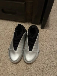 Size 7 - adidas Harden Vol. 7 Silver Metallic - Picture 1 of 11