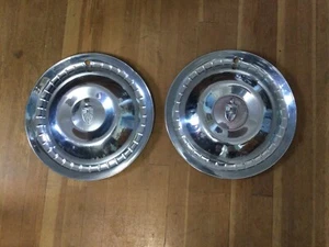 2 only 1952-53 lincoln hubcaps # ln52-53 wc - Foto 1 di 8