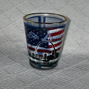 American Flag St. Louis Arch Shot Glass Souvenir Patriotic USA Collectible - Picture 1 of 6