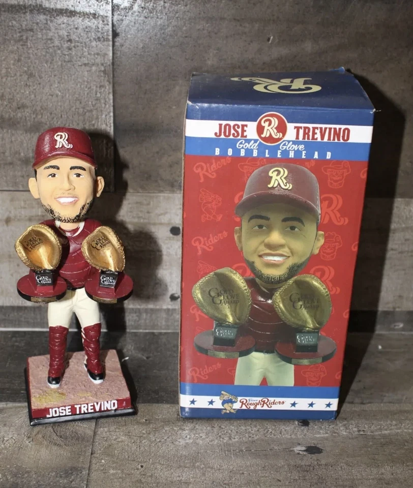 Guante de Oro José Treviño Bobblehead Frisco RoughRiders New York Yankees RARO Foto 1 de 2