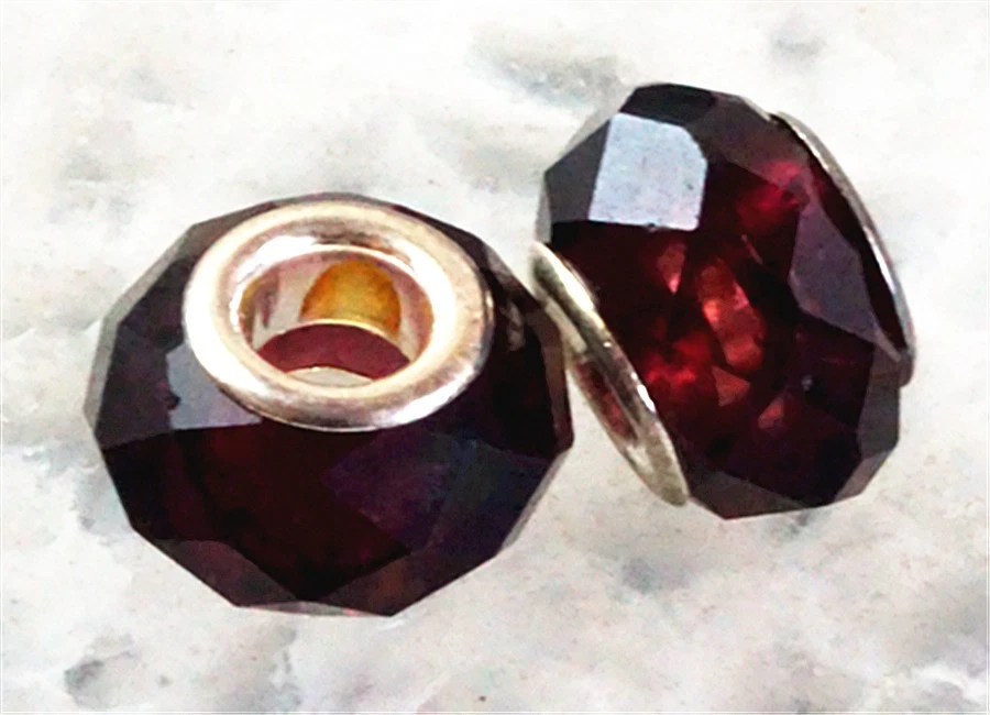 JT61653 2 piezas 14x9 mm rojo oscuro cuentas de vidrio de murano agujero grande Foto 1 de 1