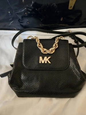 Michael Kors Mott Bolso de Hombro de Cuero Negro Cartera Mochila Cadena Gruesa Dorada Foto 1 de 4