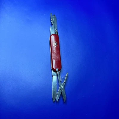 Navaja suiza Victorinox Rambler roja Foto 1 de 4