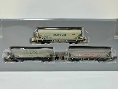 Marklin Mini-Club Z-Scale 82622, 3 Grain Hopper Cars New - Image 1 of 4