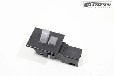 Chrysler 300 S 2017-2023 sedán delantero izquierdo o derecho debajo del tablero luz LED lámpara OEM Foto 1 de 4