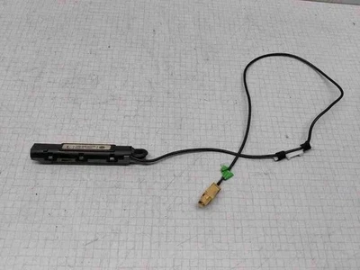 Amplificateur antenne VW GOLF V 1K1 1K6035577R 2.00 Diesel 2005 32514088 - Photo 1/3