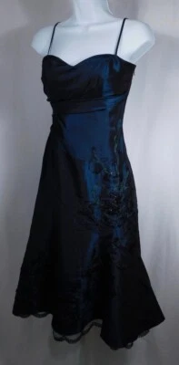 Vestido sin tirantes Karen Millen verde con apliques de encaje y lentejuelas negro talla 6 Foto 1 de 4