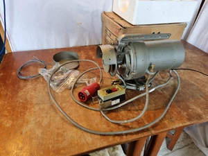 Candasew 3 Phase 400 W Clutch Motor Model: CT4002 - Picture 1 of 10