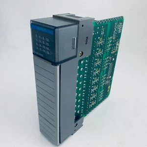 ALLEN BRADLEY 1746-OB16 Ser D SLC500 Output DC Source Module 16 channels - Picture 1 of 3