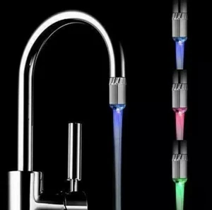 NUOVO Illumisink punta rubinetto illuminata a LED 3 colori bagno cucina ecc look at foto - Foto 1 di 5