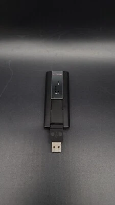 Módem de banda ancha USB inalámbrico Pantech UM150VW Verizon  Foto 1 de 4