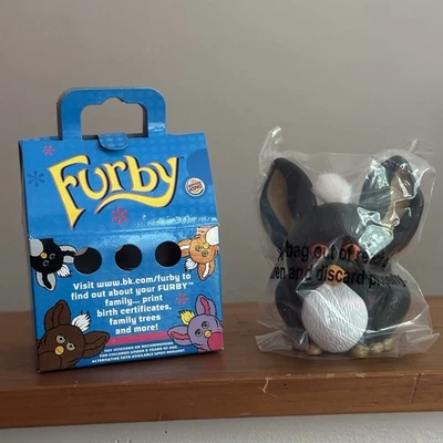 De colección Furby Burger King Hasbro 2005 Nuevo En Caja Sellado Negro Blanco Naranja Ojos Foto 1 de 2