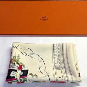 HERMES 100% Silk scarf floral pattern Quai aux Fleurs Made in France with Box - Picture 1 of 12