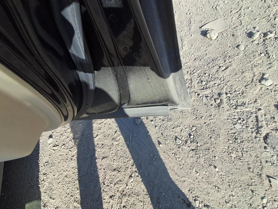 Used Front Right Door Interior Trim Panel fits: 2009 Mercury Sable  Grade A Foto 1 de 4