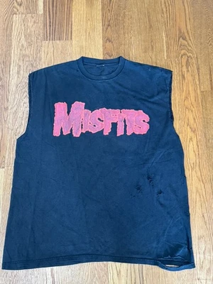 Vintage XL 2001 Misfits Sleeveless Mens Black T Shirt Vest Distressed Rock Band - image 1 of 4