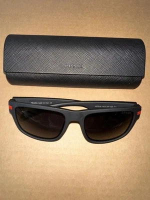 Солнцезащитные очки PRADA черные 46-19 135 сделано в Италии - Изображение 1 из 3