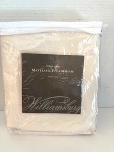 New William & Mary Williamsburg Bone Matelasse Euro Square Pillow Sham 27 x 27 - Picture 1 of 4