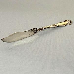 "Cuchillo de mantequilla maestro con mango torcido ARBUTUS 1908 Wm Rogers Son AA plateado 7,5""" - Imagen 1 de 8