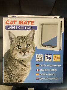 Cat Mate Large Med Small 4 Way Locking Cat Flap Pet Mate - 221 235 White