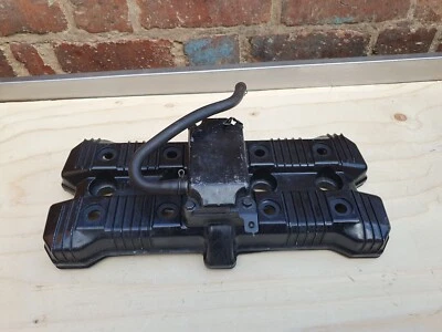CUBIERTA VÁLVULA CULATA SUZUKI GSXR-750 W 1992-1995 Foto 1 de 4