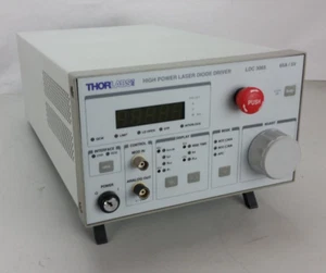 AS-IS THORLABS DRIVER DIODO LASER AD ALTA POTENZA LDC3065 NO RESO - Foto 1 di 5