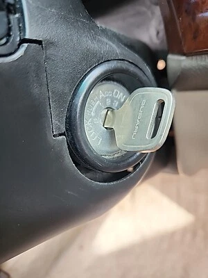 Interruptor de cilindro de encendido Subaru Outback Legacy Baja con llave 01-04 M/T Foto 1 de 2